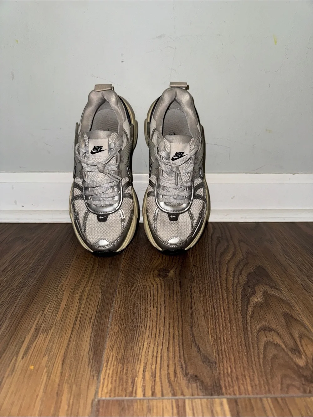 Nike V2K Run Shoes Women's Silver and Cream Athletic Running Sneakers